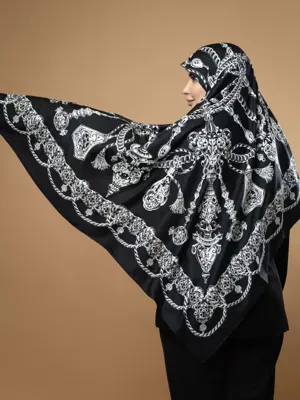 روسری مشکی سفید