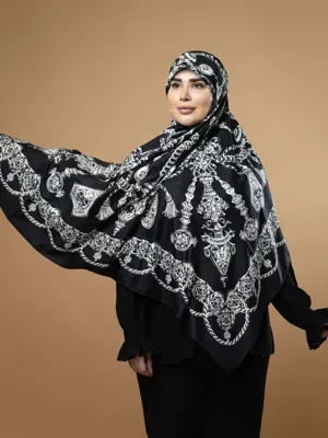 روسری مشکی سفید