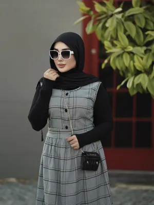 سارافون چهارخانه