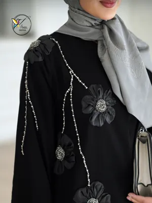 عبا مشکی جواهردوزی گل اپلیکه پارچه ای