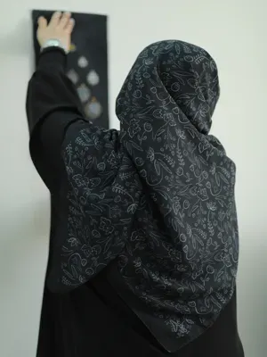 روسری چیستا